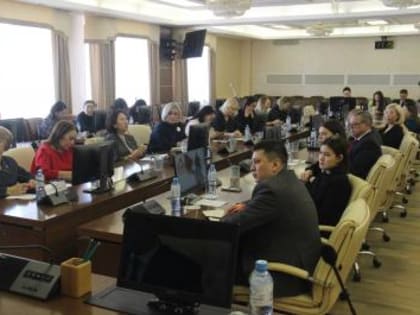 ЯКУТИЯ: МАРИЯ ДРОБОТ ВСТРЕТИЛАСЬ С ПЕДАГОГИЧЕСКИМ СООБЩЕСТВОМ И АКТИВОМ РОССИЙСКОГО ДВИЖЕНИЯ ДЕТЕЙ И МОЛОДЕЖИ «ДВИЖЕНИЕ ПЕРВЫХ»