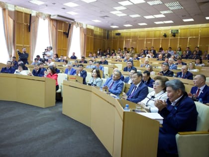 Спикер Ил Тумэна о скандалах уходящего 6-го созыва