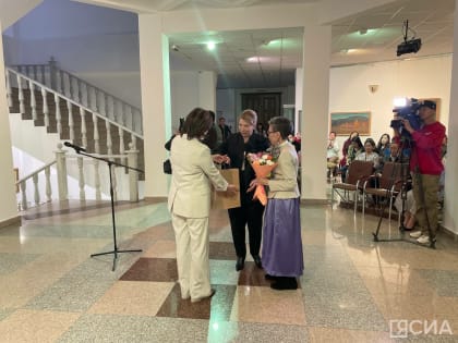 В Якутске презентовали книгу историй онкобольных и их близких