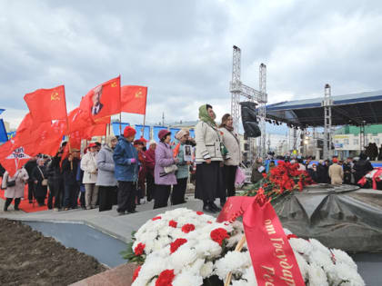 Коммунисты отметили день Великой Победы