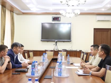 Анатолий Николаев: университету важно оказывать помощь Оперштабу Единого координационного центра в Якутске