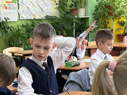 Журналистика – это интересно! Второклассников СОШ №18 познакомили с основами профессии