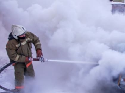 Сгорел автомобиль Тойота Пробокс