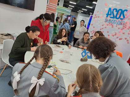 Педагоги из Якутии провели мастер-классы на площадке ВДНХ в Москве