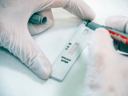 В России зафиксировали первый случай заражения новым штаммом коронавируса «кракен»