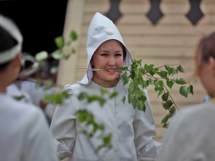 Мистерия обращения к сакральным смыслам на Ысыахе-Туймаады
