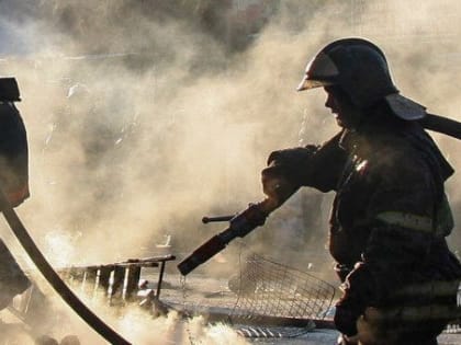 Два трагических пожара в Мирном: погибла одна и пострадала другая женщина