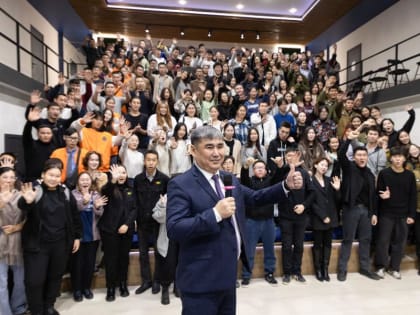 Студентам СВФУ рассказали о «Знании»