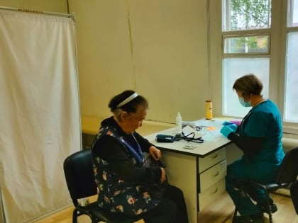 Бригада «мобильных докторов» работает в алданском Хатыстыре