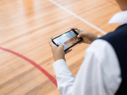 В школах села Намцы открыли центры по пилотированию дронами и анимационного творчества