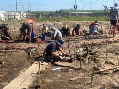 СМИ: Археологи нашли серебряную монету эпохи Николая I в Якутске
