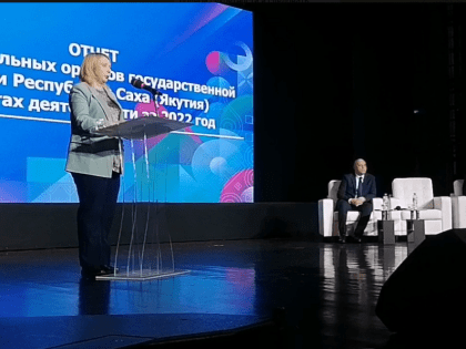 Вопросы обеспечения медицинскими кадрами обсудили во время отчёта правительства в Мирном