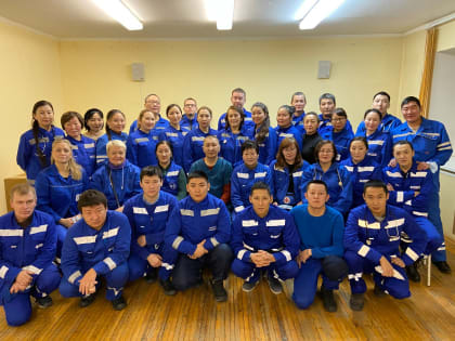 Министр поздравляет с Днем работников скорой медицинской помощи!