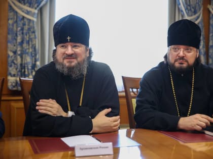Архиепископ Роман принял участие в совещании у Главы РС (Я)