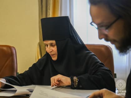Экспертная комиссия оценила работу епархиальных богословских курсов для монашествующих