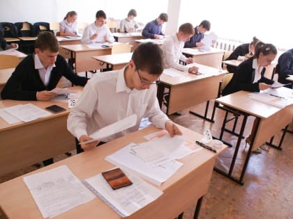 В школы России вернут серебряные медали: за них выпускники будут получать дополнительные баллы к ЕГЭ