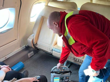 Пострадавших от нападения медведя в Ленском районе направили в Москву для дальнейшего лечения