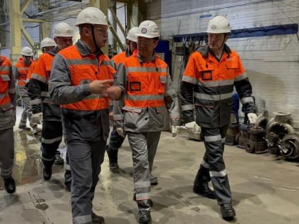 Глава Якутии встретился на руднике Гросс с трудовым коллективом золотодобывающей компании «Нордголд»