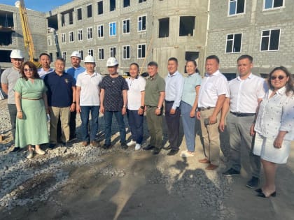 Руководитель АГАТУ Валерий Федоров принял участие в осмотре объектов под руководством Главы республики Айсена Николаева