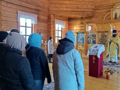 В с. Булгунняхтах в день наслега была совершена Божественная литургия