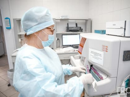 Врач-инфекционист: «Коронавирус продолжает мутировать, и это по-прежнему серьёзное заболевание»