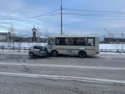 Стали известны подробности ДТП с маршрутным автобусом в Якутске