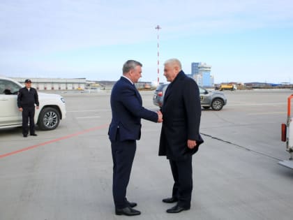 Министр МВД РФ прибыл в Якутск и встретился с главой Якутии