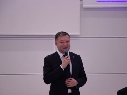 «Единая Россия» и другие партии подписали соглашение с Общественной палатой РФ о независимом наблюдении за выборами Президента России