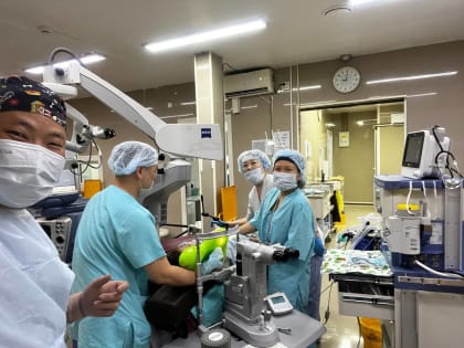 В глазной больнице Якутии выполнили операцию ребенку с врождённой катарактой