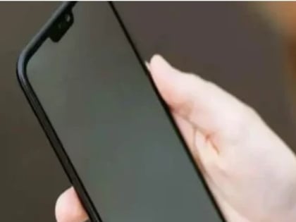 Школьникам запретили пользоваться мобильной связью на уроках