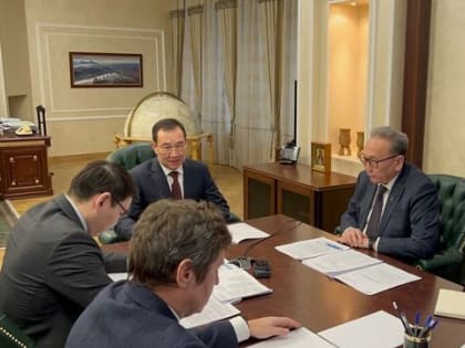 Развитие морского порта Тикси обсудили на совещании под руководством главы Якутии