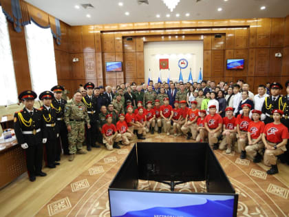 В Якутске состоялось чествование Героев России Филиппа Евсеева и Алексея Неустроева