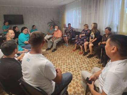 Перед алмазными людьми приходится отвечать за всю условную власть в целом — Авксентьева