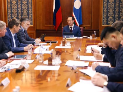 Айсен Николаев: Якутяне стали больше отдавать предпочтение железнодорожному транспорту