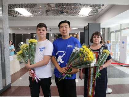 Медицинских работников поздравили с профессиональным праздником