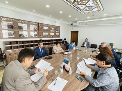 Состоялось заседание постоянной комиссии Якутской городской Думы по социальной политике