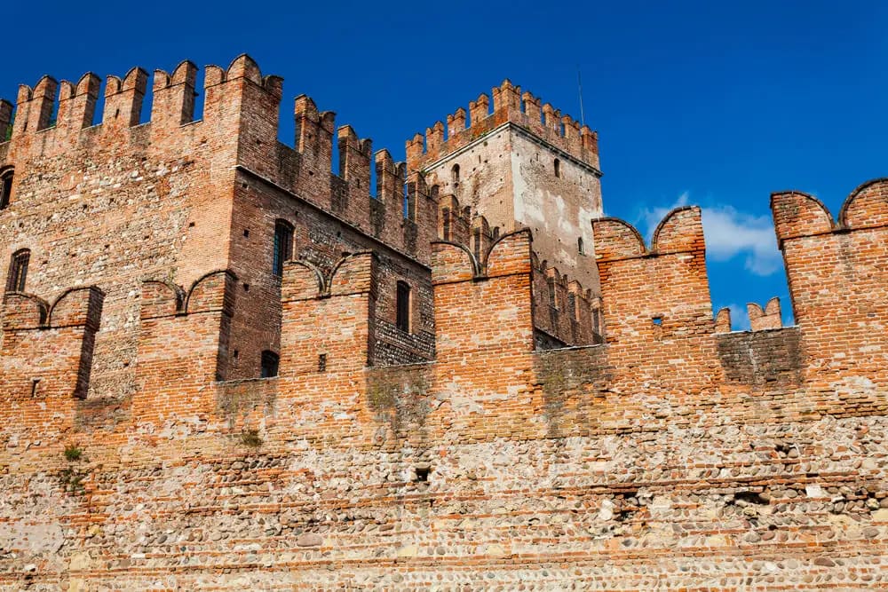 Best Things to do in Verona Italy During your Trip - 2. Castle Vecchio