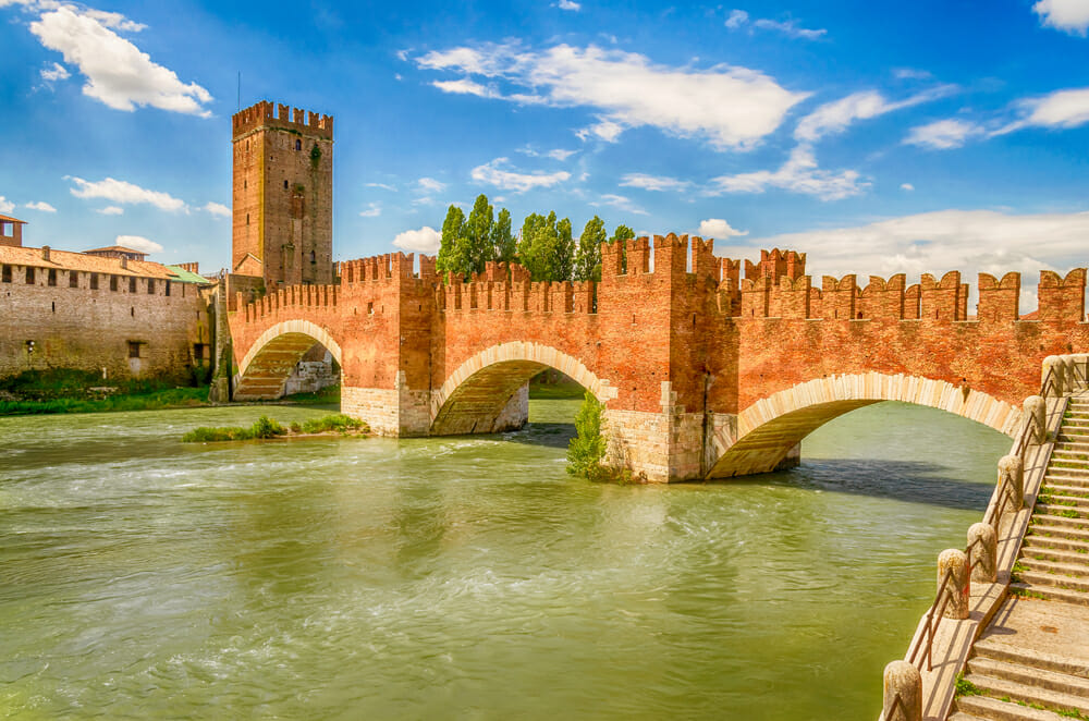 Best Things to do in Verona Italy During your Trip - 3. Ponte di Castle Vecchio