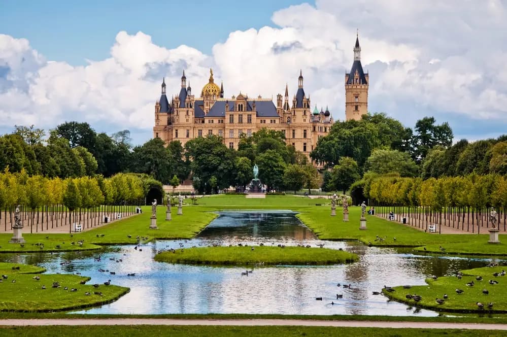Schwerin A City Of Castles And Lakes