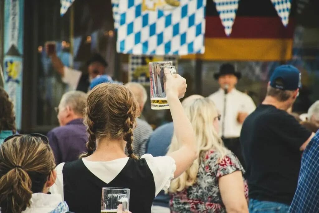 Experience the Best of Oktoberfest: Free Oktoberfest Travel Guide - Magnitude of Attendance: How ...