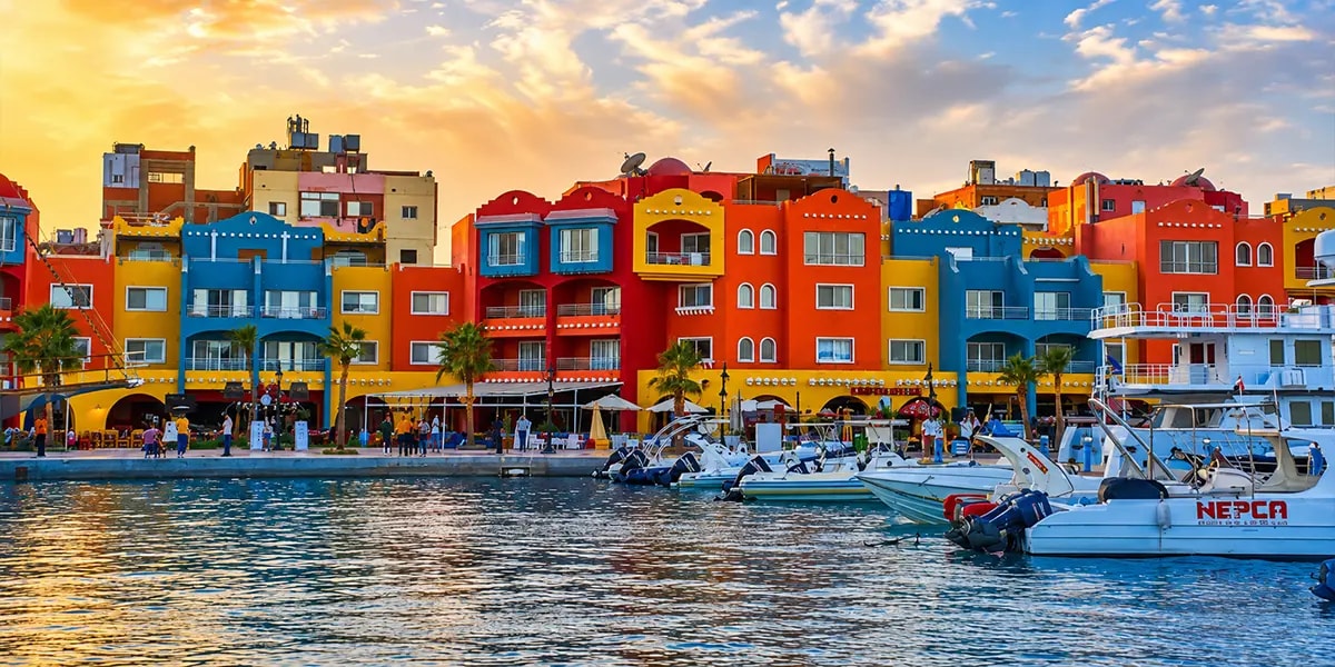 View of an integrated Red Sea community in Hurghada featuring residential neighborhoods, yachts, marinas, and lifestyle amenities.