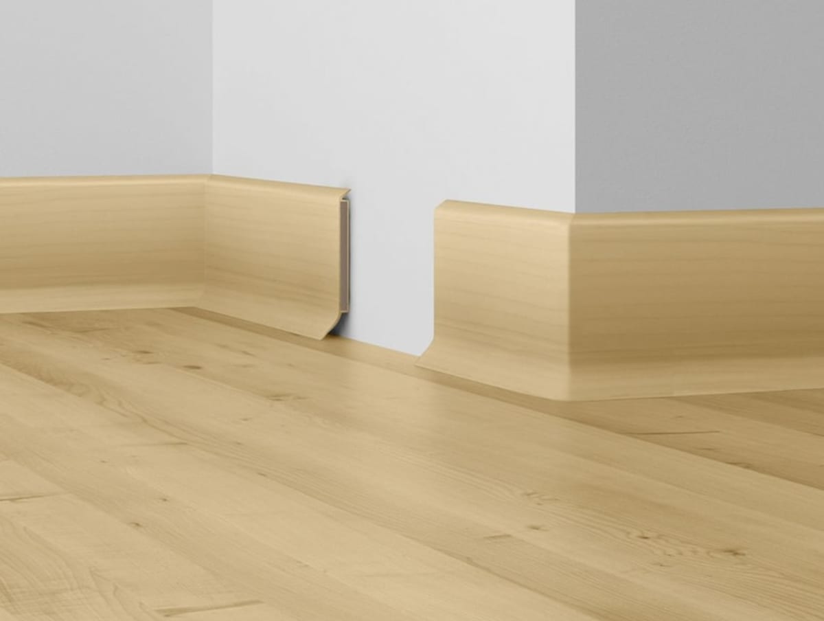 Bullnose PVC Skirting (1 of 1)