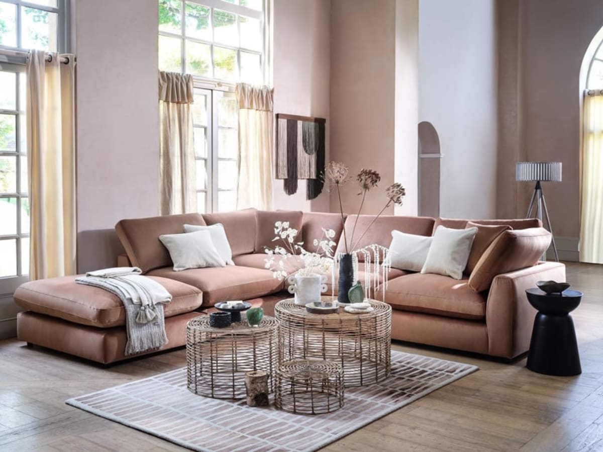 5 Seater Couch (1 of 1)