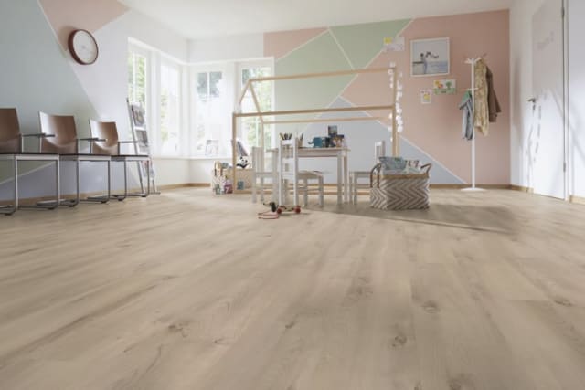 Lorine Light D4991