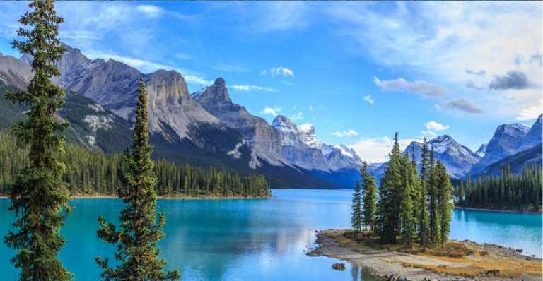 Find a Travel Buddy in Canada  - JoinMyTrip