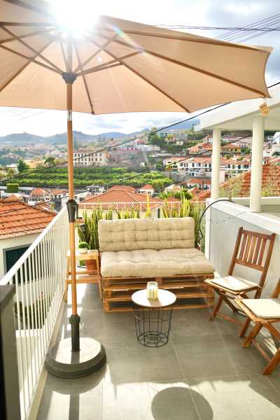 Portugal - Funchal - Modern, Spacious & Beautiful Coliving Villa in prime location - Funchal, Madeira | Adventure, Nature and Fun on the Dream Island of Madeira 🌴 | Large Private Suite with Bathroom and Balcony - 5