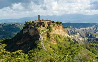 Italy - Civita di Bagnoregio - Exclusive Self-Care Weekend: Yoga, Borghi & Terme Retreat (Orvieto/Tuscia)