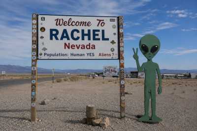 Vereinigte Staaten - Rachel - The Great American Extraterrestrial Trip - Area 51, Roswell & Beyond!