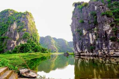Vietnam - Hoa Lư - 🇻🇳 Iconic Vietnam Unveiled: From Emerald Bays to Lantern-lit Streets 🏮 - 5
