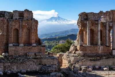 Südeuropa - Villa San Giovanni - Motorcycle Adventure Tour - Balkans - Croatia - Montenegro - Albania - Italy - Sicily - Amalfi Coast